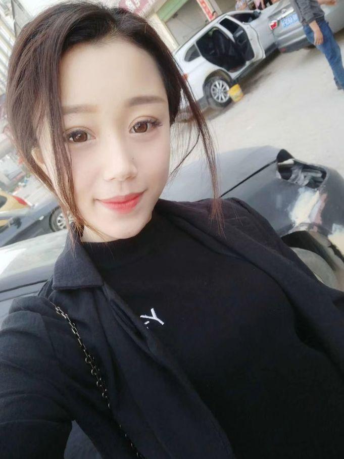 小丝CC 丝袜美腿作品合集 125P/73V/12.29G